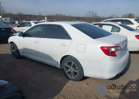 2013 Toyota Camry Le z USA, uszkodzony, nr VIN 4T4BF1FK7DR282126